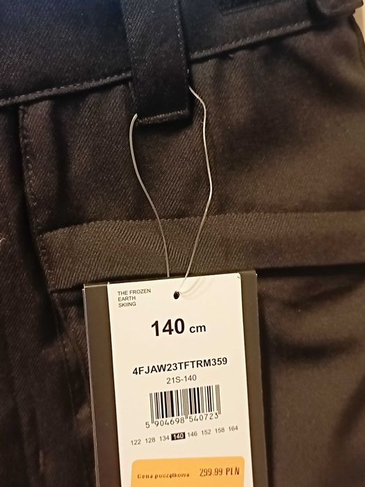 Spodnie narciarskie membrana 8000 chłopięce 4f nowe 140 cm