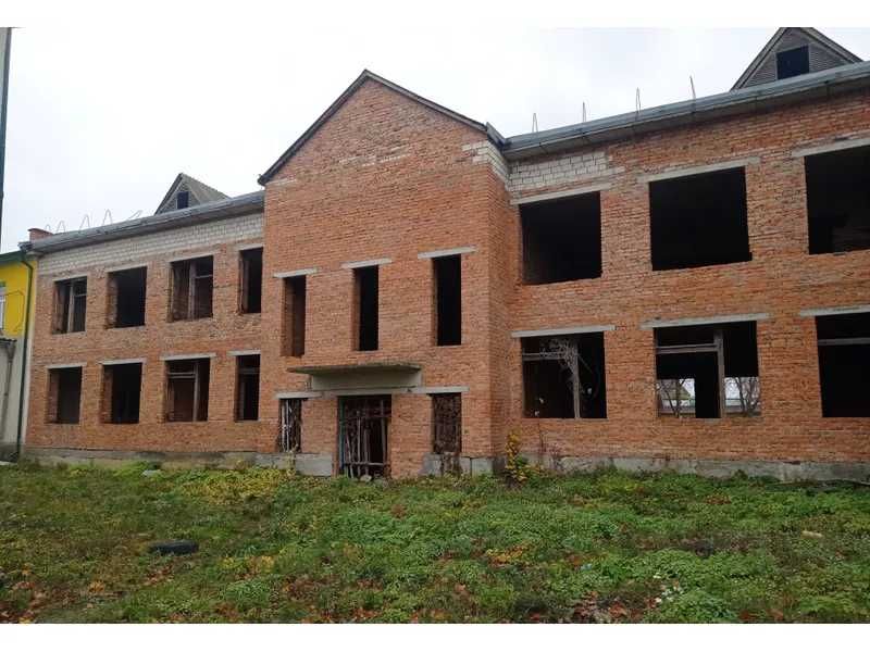 ПРОДАЖ - Будівля громадського призначення, 3917,6 кв.м. с. Тростянець