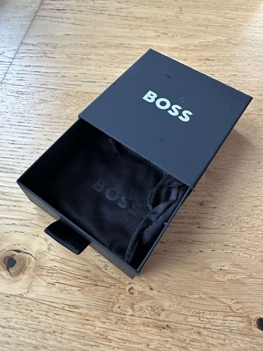 Pudełko na biżuterię Boss box kartonik