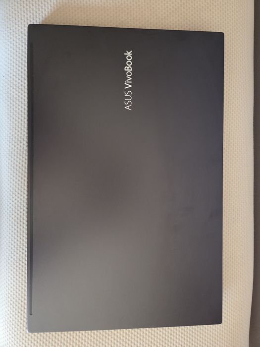 ASUS VivoBook 15 K513EA / i5-1135G7 / 16 GB RAM / 512 GB SSD / Win11