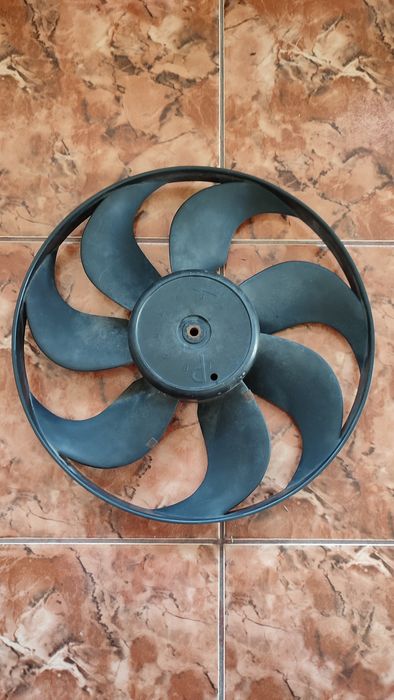 Вентилятор пластмасовий