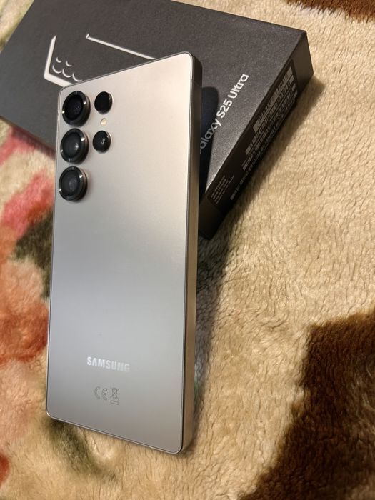 Samsung S25 Ultra 256GB Titânio ( Troca  iPhone 17 Pro, 16 Pro Max )