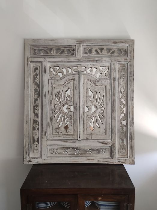 Janela oriental com espelho