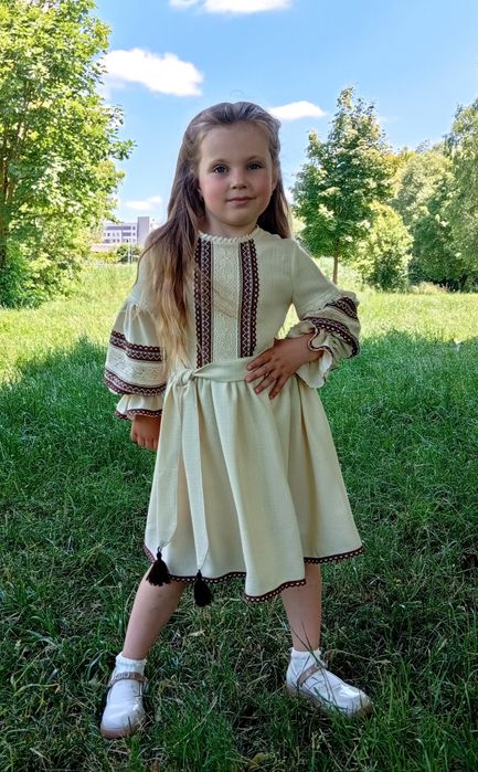 Вишиванка для дівчаток
