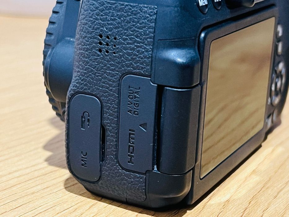 Canon EOS 750D - Wi-Fi & NFC - Máquina fotográfica DSLR