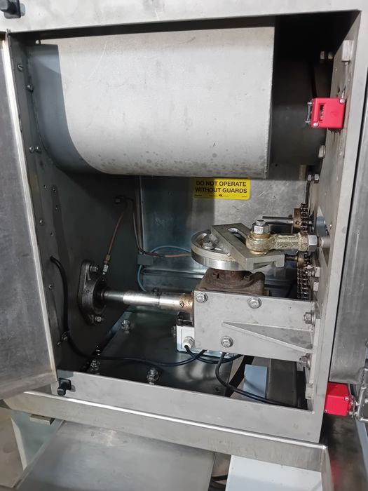 Formadora de Salgados 6000 peças/hora de 3 a 150gr