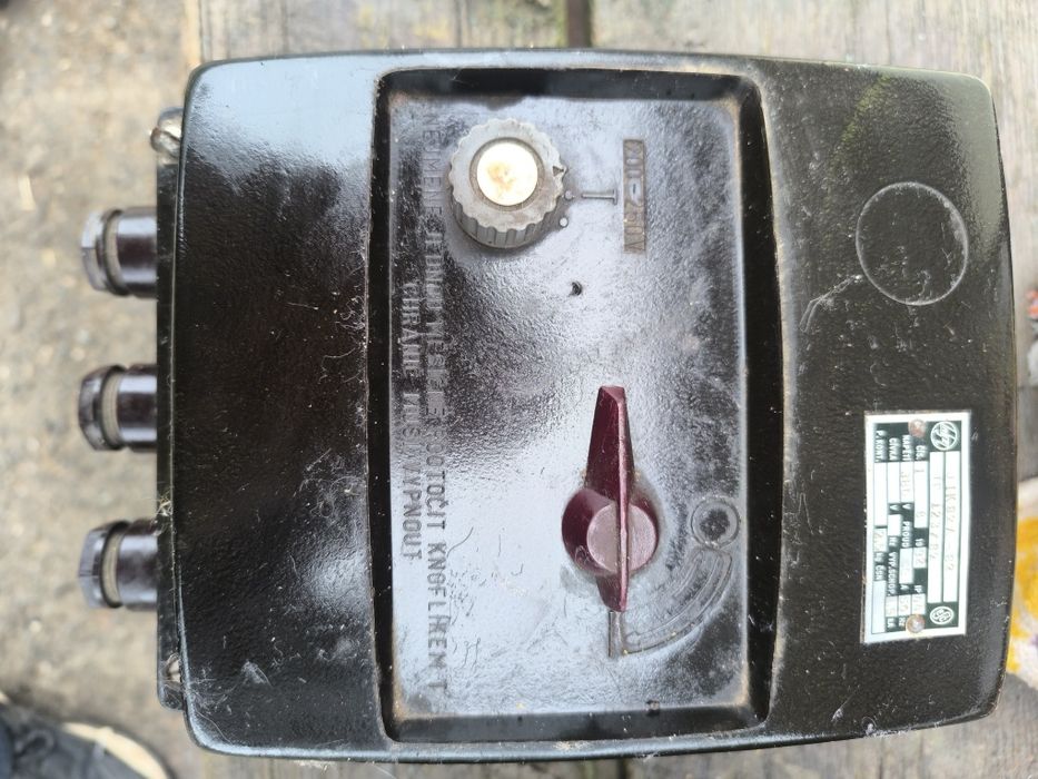 Автоматичний вимикач 3 фази