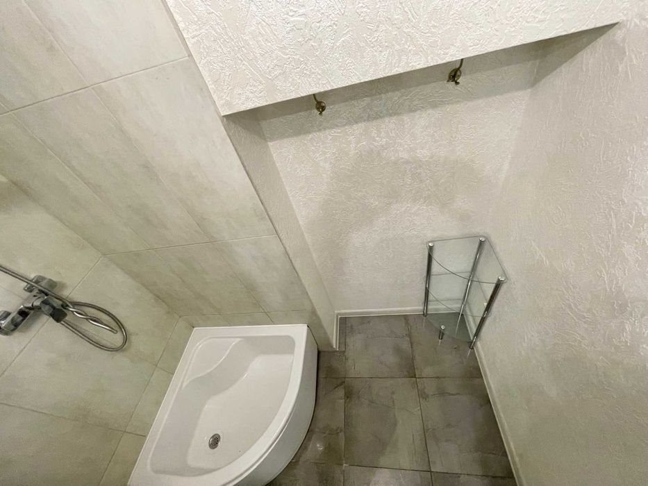 Фото реальн. н/ф 56м2 1пов.(є підвал) Теремки-2 ЖК Ліко-Град 1