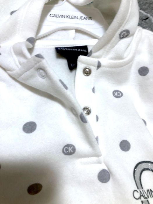 Calvin Klein komplet na 6-9 m