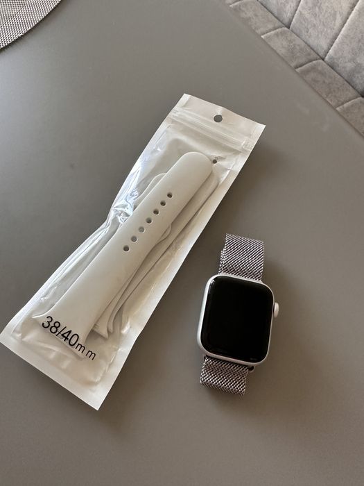 Смарт-годинник Apple Watch A2351 SE