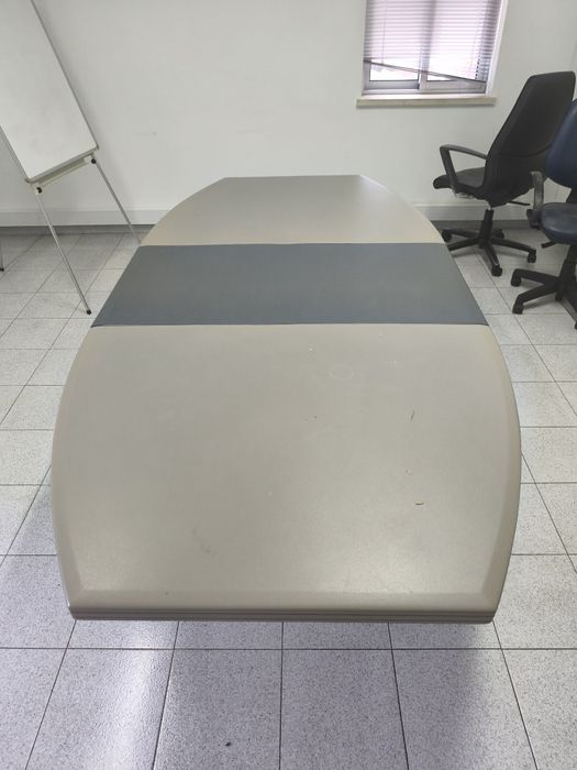 Mesa reunião como nova