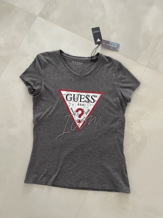 Футболка guess