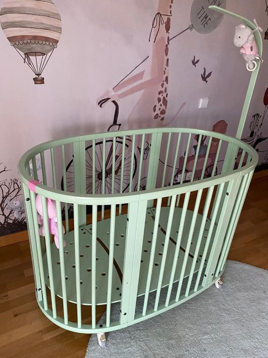 Berço e cama Stokke