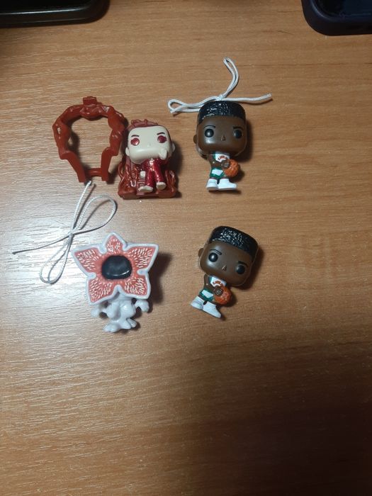 Обмен киндеров Очень странные дела