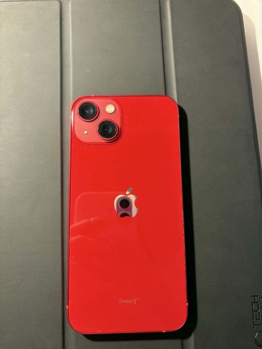 Iphone 13      Czerwony