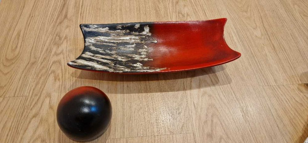 Vendo taça e bola decorativa como nova