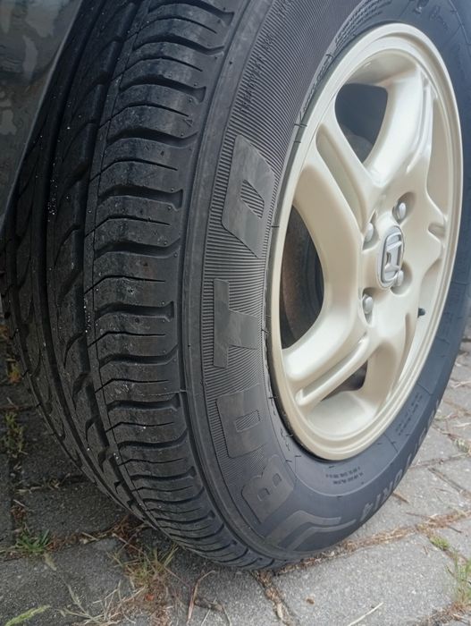 Honda.  Civic 1.4 gasolina