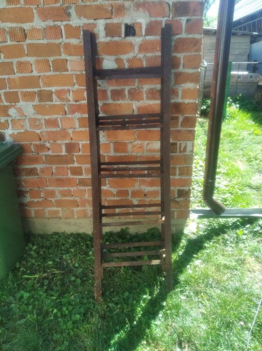 Сходи залізні Продам