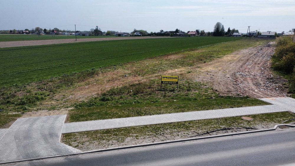 Działki budowlane 1637m² WZ