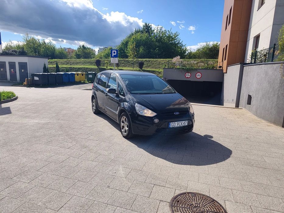 Ford S-Max
