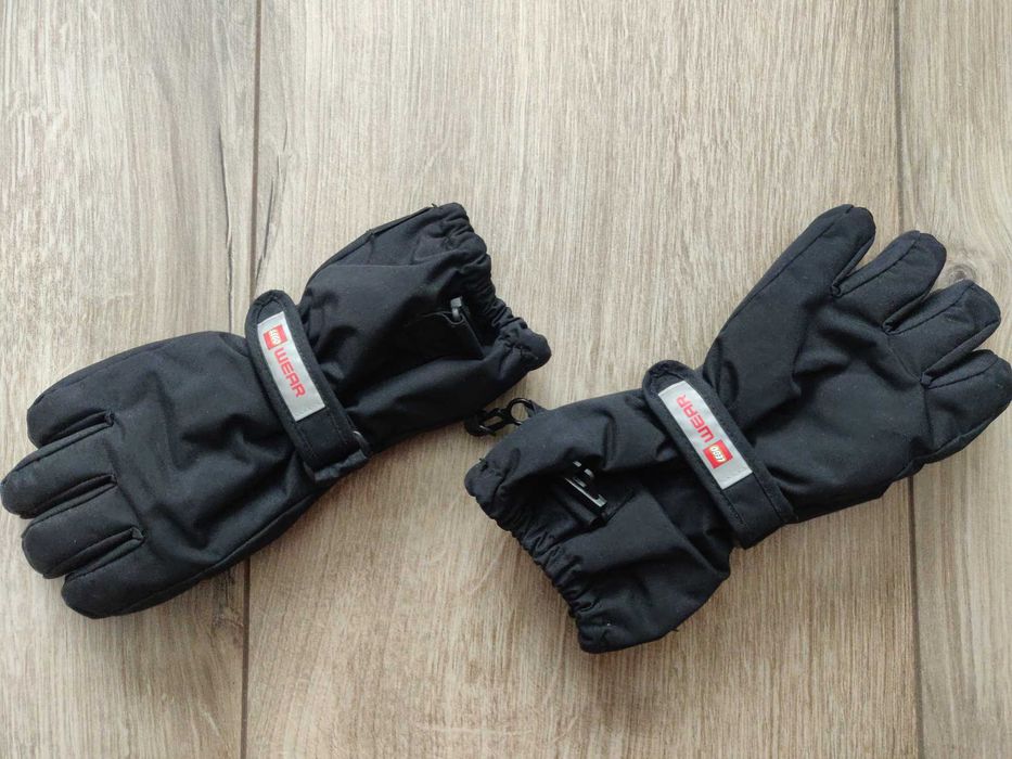 Лыжные перчатки Lego Wear waterproof  5-6 лет до 116 см..