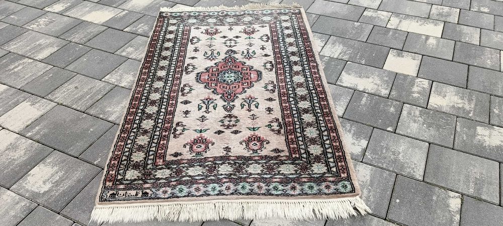 Buchara ręcznie tkany dywan wełniany pakistański piękny 133 x 78 cm