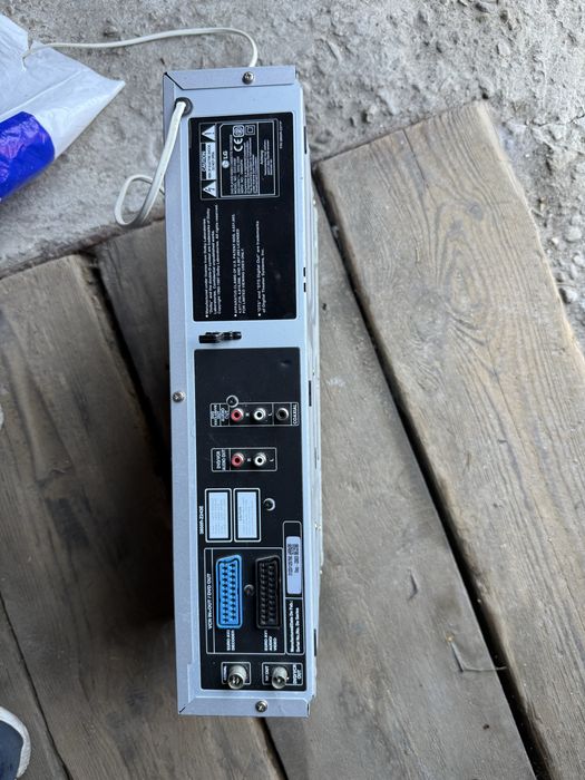LG DVC5936 DVD/VHS Комбінований програвач та відеомагнітофон