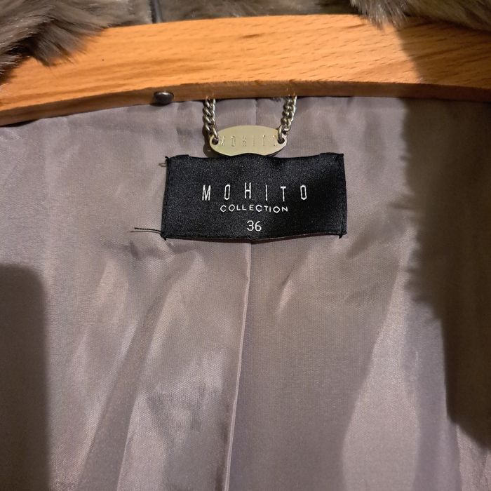 Futerko firmy Mohito