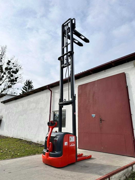 Штабелер електричний Навантажувач 1304* Linde L14LI 1,4т 424см