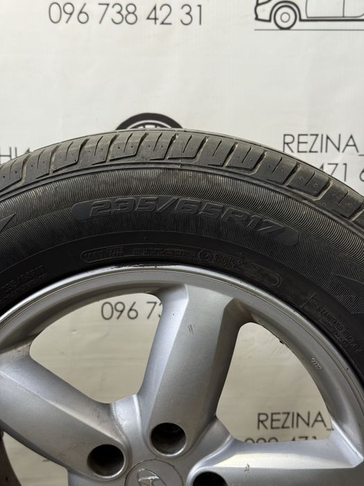 Колеса в зборі 235/65 R17 (літо),диски 5х114.3 R17