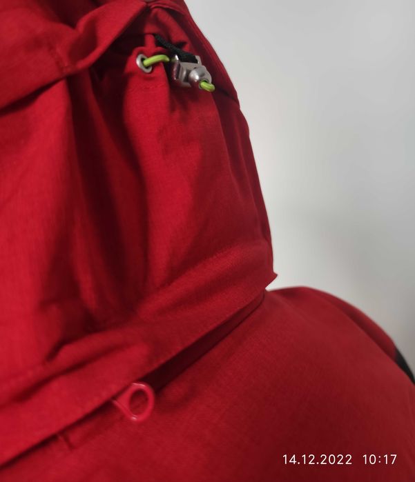 Нова чоловіча, підліткова лижна куртка р. XS