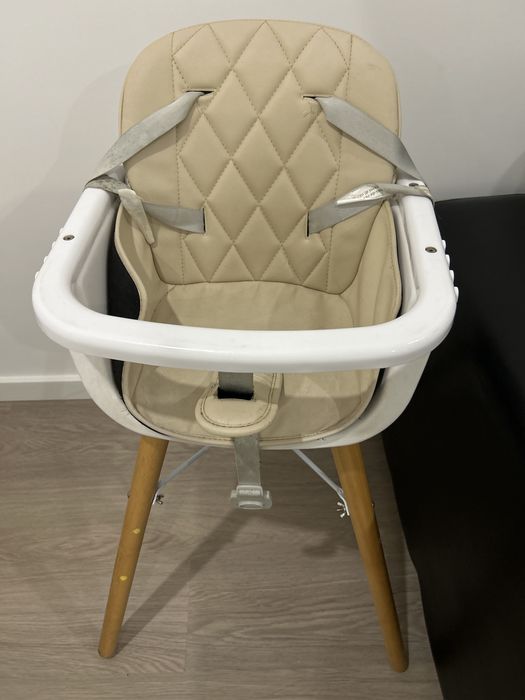 Cadeira criança …. bom estado