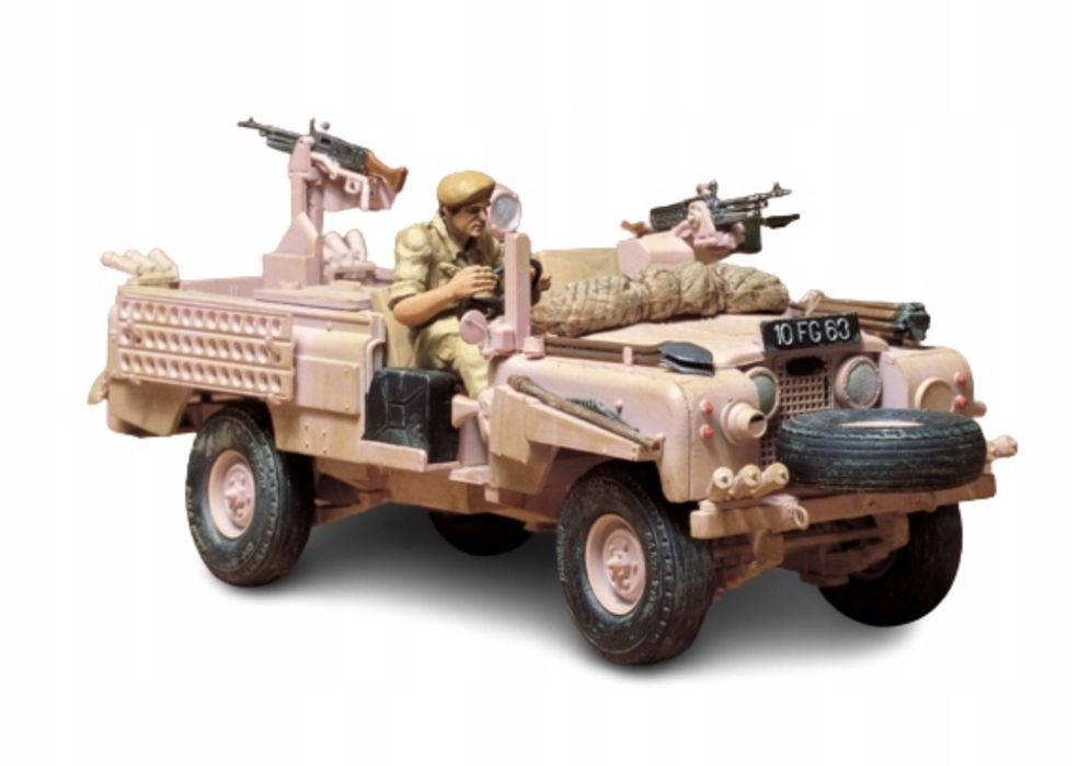 S.A.S Land Rover Pink Panther model 1:35 Tamiya 35076