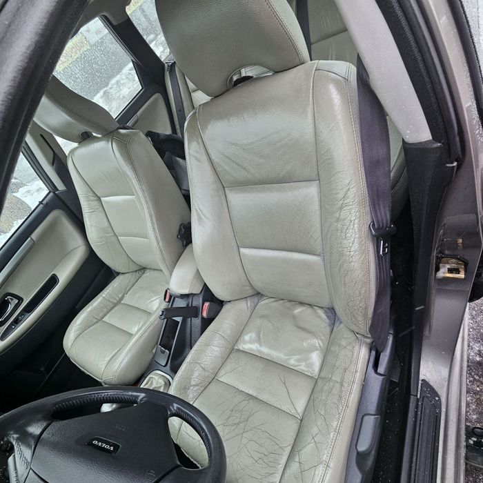 Fotel / fotele / kanapa / pasażera kierowcy / Volvo V40
