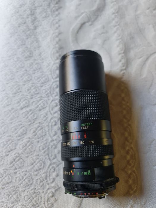 Lente analógica vivitar 100-300 para nikon