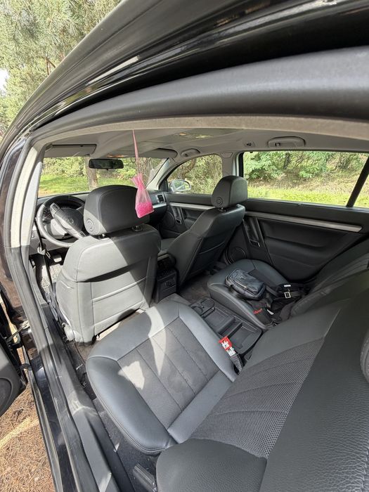 Opel signum 1.8 +gaz ,bogate wyposazenie