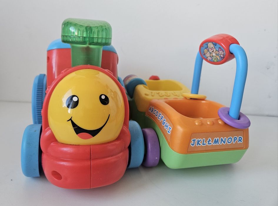 Pociąg Uczniaczka Szczeniaczka Fisher Price i wywrotka interaktywna j.