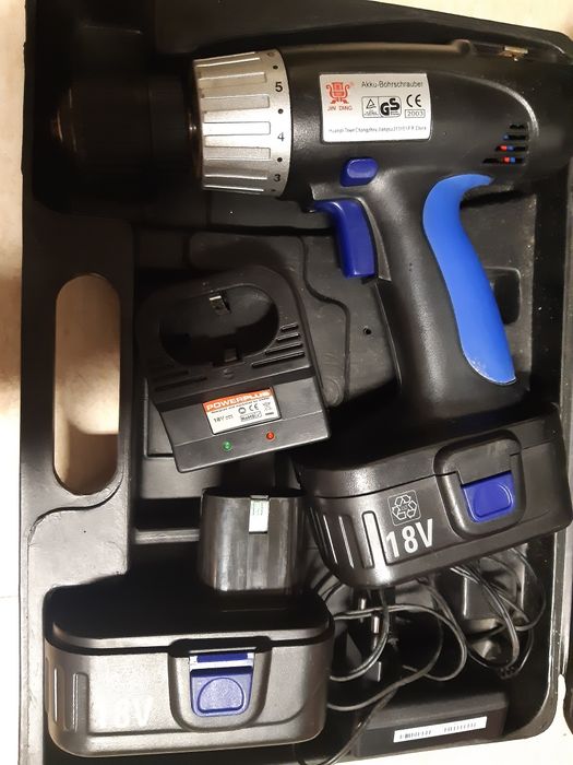 Duas Parafusadoras siminovas