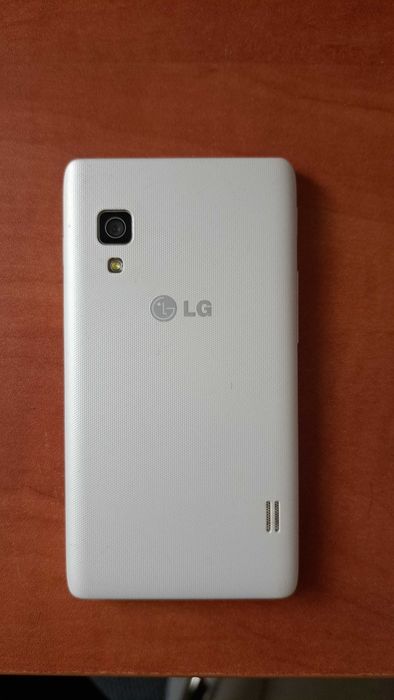 Telefon LG E460 w bardzo dobrym stanie