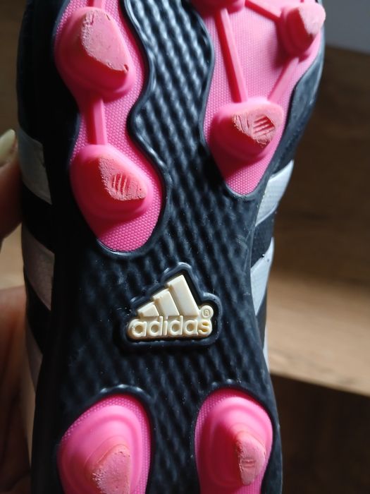 Buty do piłki nożnej- korki rozm 36