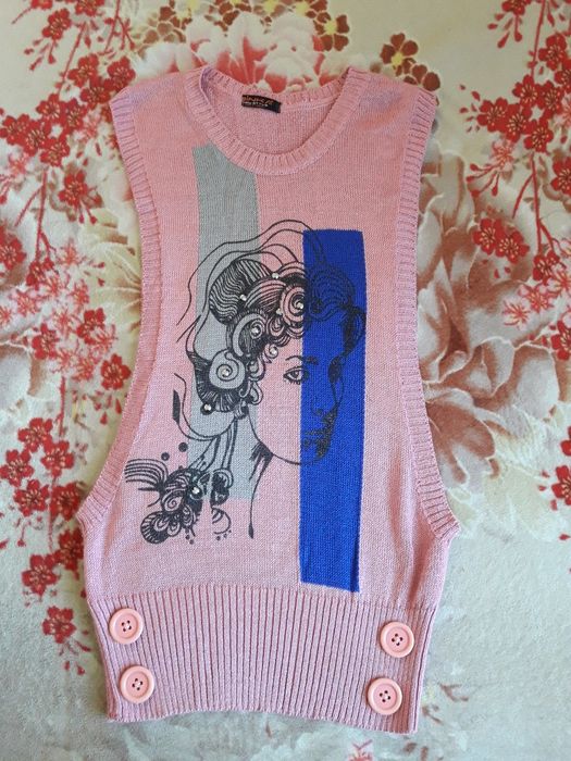 Джемпер, жіноча кофтинка.