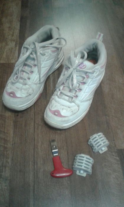 Кроссовки Heelys с роликами р.38