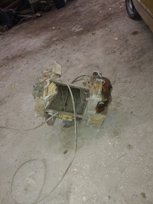 Продам тельфер бу