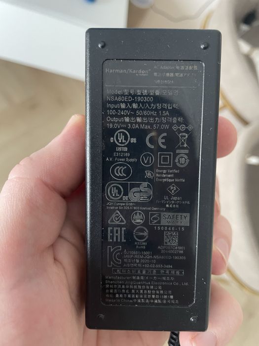 Zasilacz AC adapter) do sprzętu audio Harman/Kardon