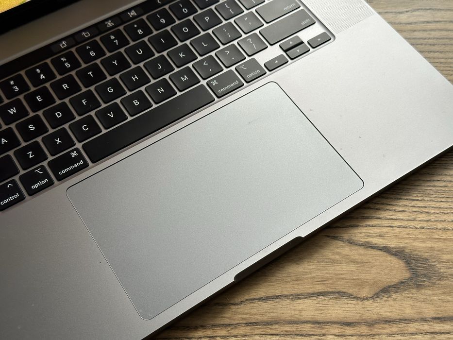 MacBook Pro 16 2019 i7 512ssd