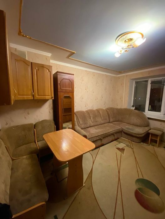 Продам гарну кімнату у гуртожитку на Бєлова