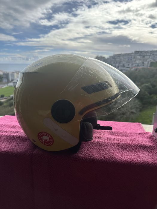 Capacetes infantil e feminino