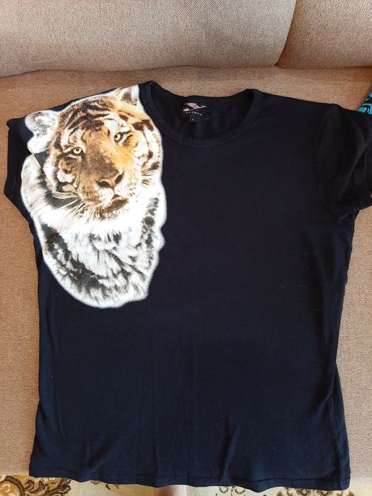 Футболка женская