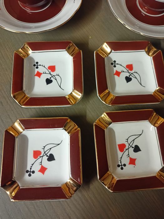 Porcelanowy komplet do kawy z serii brydż Ćmielów