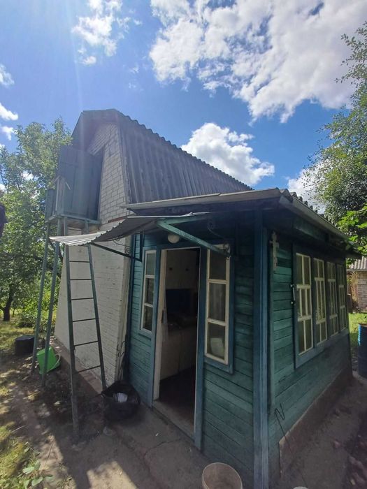 Продаж дачного будинку з виходом до води, с. Долина, Обухівський район